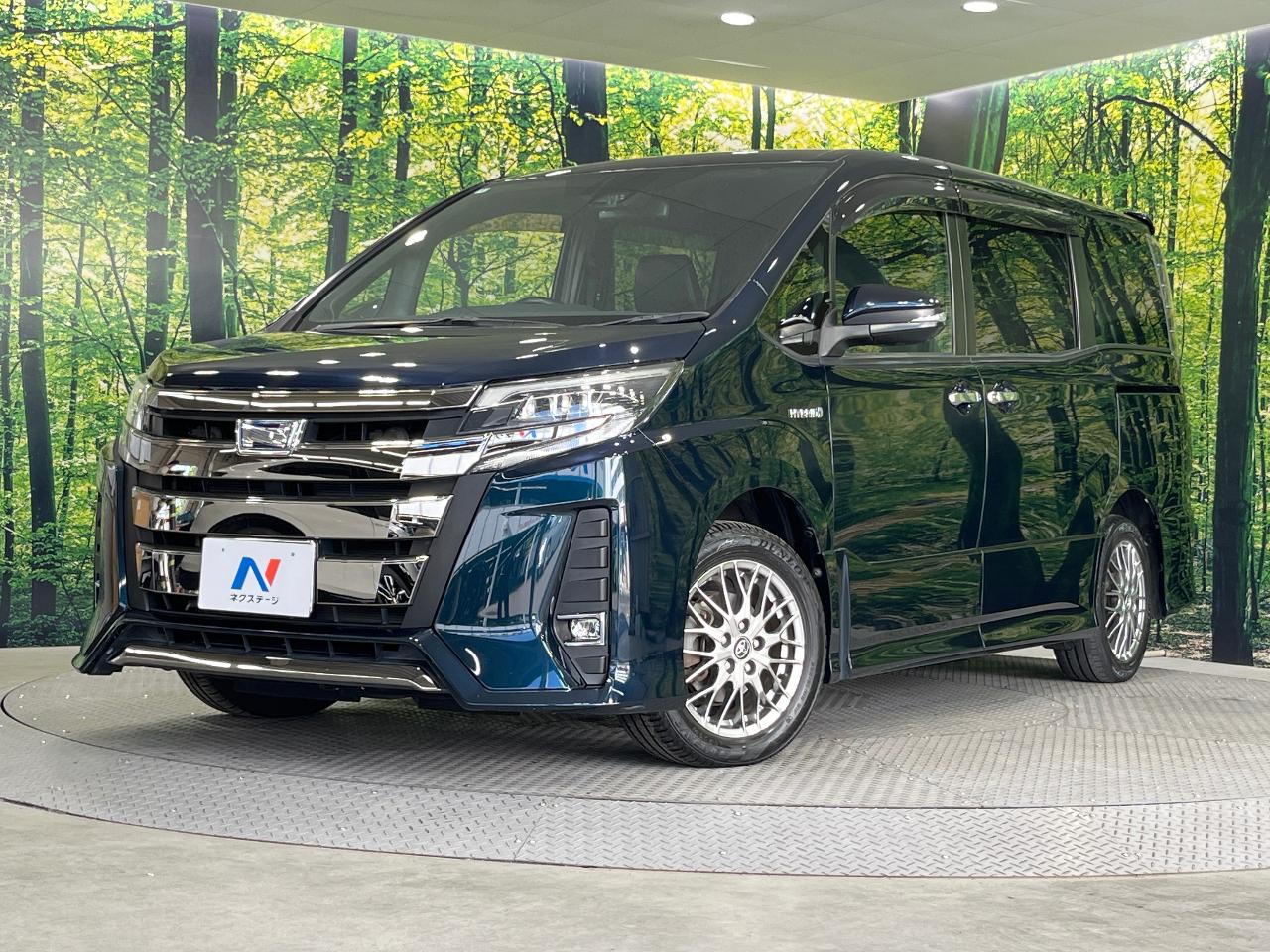 2018 Toyota Noah DAA-ZWR80W