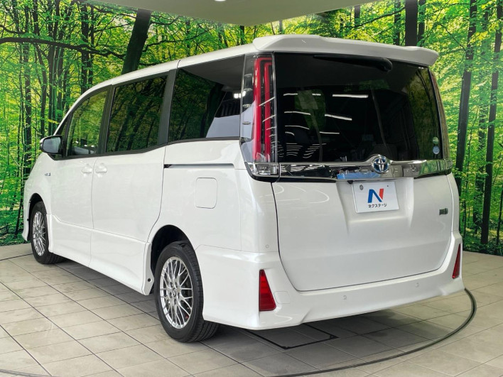 2020 Toyota Noah DAA-ZWR80W (UW-6a3211d16a4cb)[9]