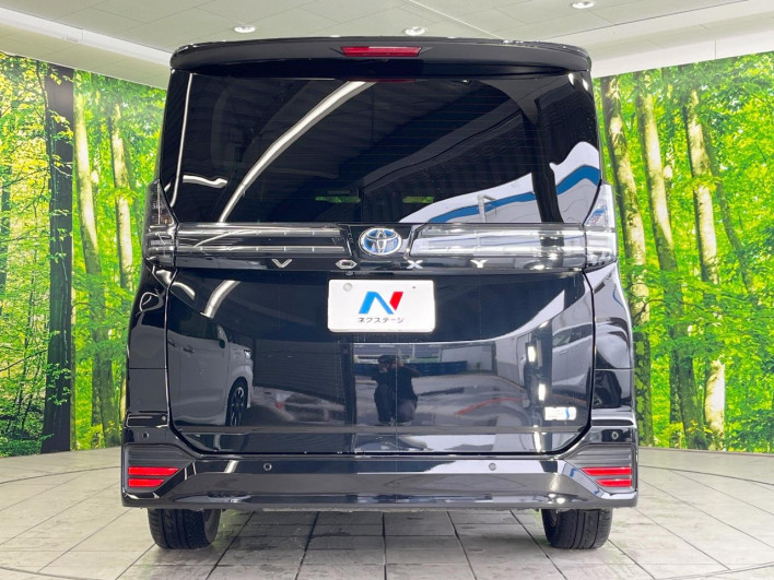 2022 Toyota Voxy 6AA-ZWR90W (UW-6a3211d473742)[7]