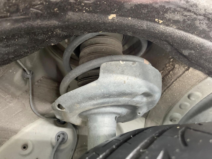 2022 Toyota Voxy 6AA-ZWR90W (UW-6a3211d473742)[20]