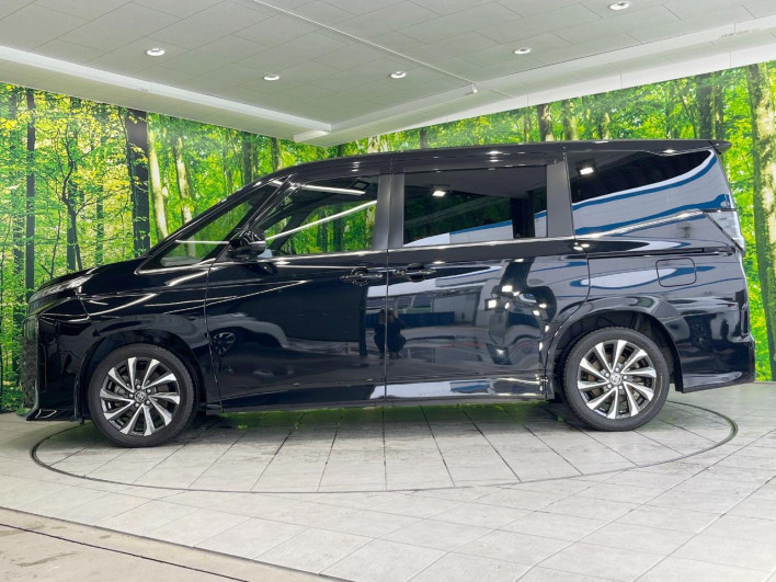 2022 Toyota Voxy 6AA-ZWR90W (UW-6a3211d473742)[5]