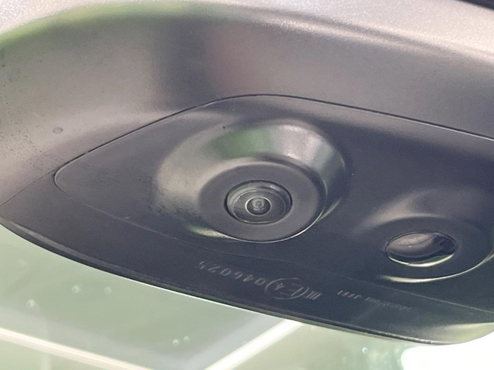 2022 Toyota Voxy 6AA-ZWR90W (UW-6a3211d473742)[17]