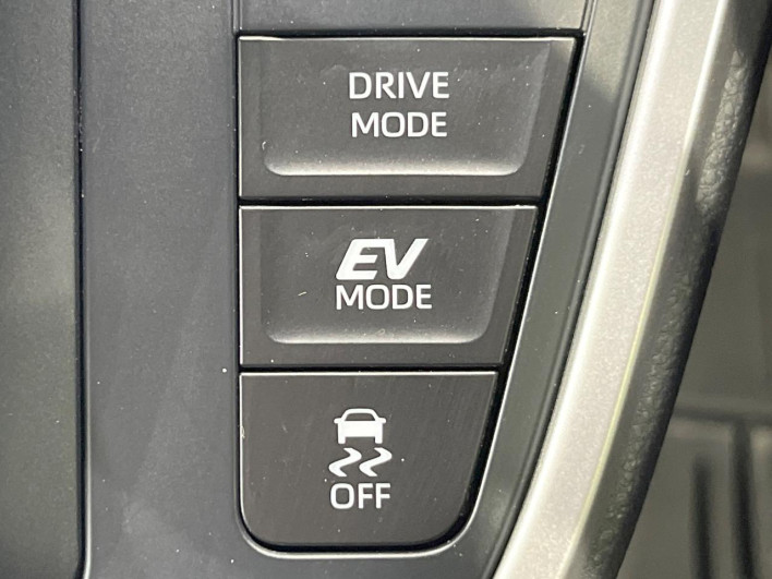 2022 Toyota Voxy 6AA-ZWR90W (UW-6a3211d473742)[29]