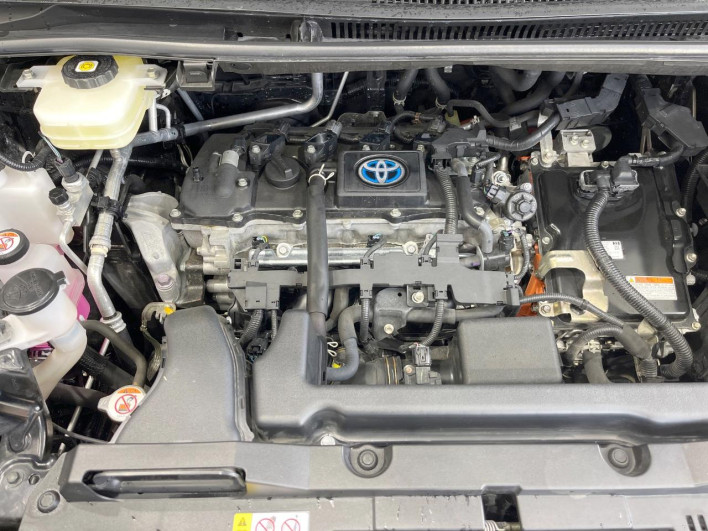 2022 Toyota Voxy 6AA-ZWR90W (UW-6a3211d473742)[14]