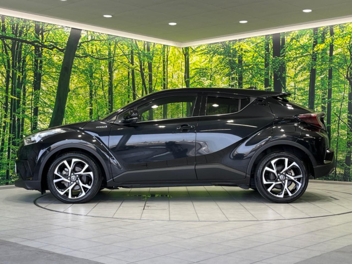 2017 Toyota C-HR DAA-ZYX10 (UW-6a3211dbc4ba5)[18]