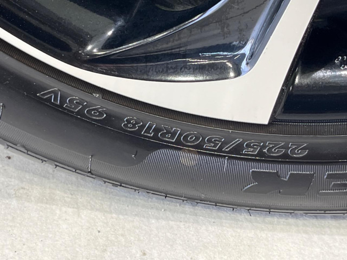 2017 Toyota C-HR DAA-ZYX10 (UW-6a3211dbc4ba5)[28]