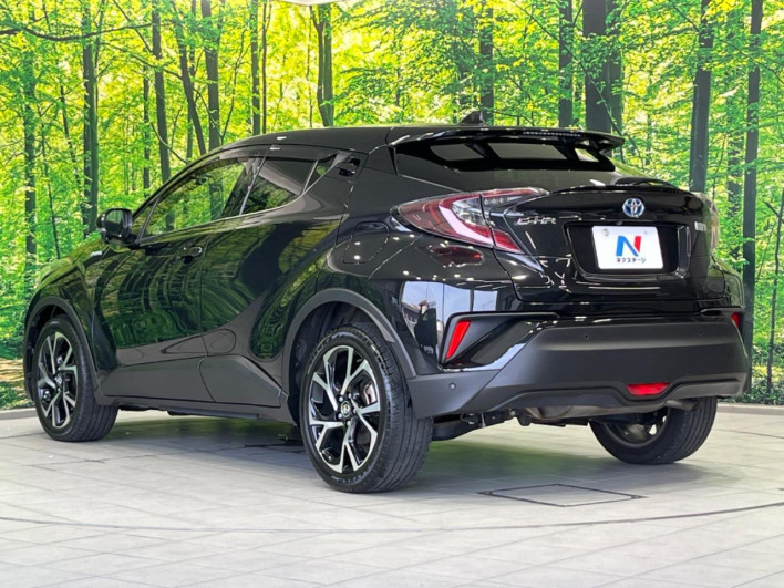 2017 Toyota C-HR DAA-ZYX10 (UW-6a3211dbc4ba5)[17]