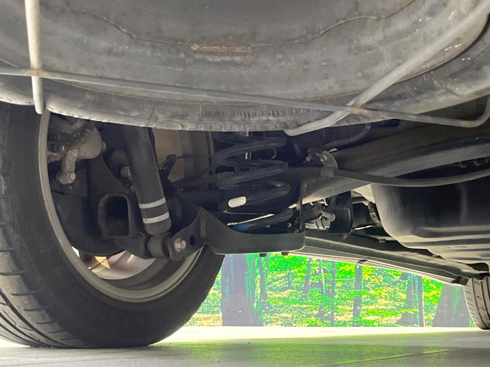 2013 Toyota Vellfire DBA-ANH20W (UW-6a335fb234282)[16]