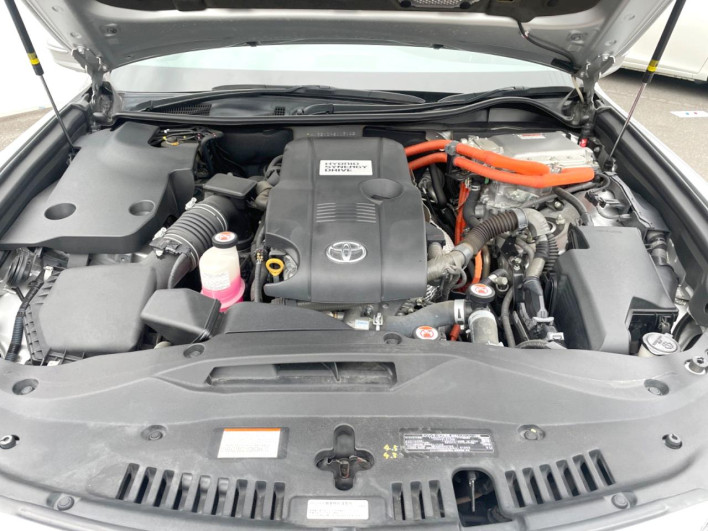 2016 Toyota Crown Hybrid DAA-AWS210 (UW-6a335fb58892b)[4]