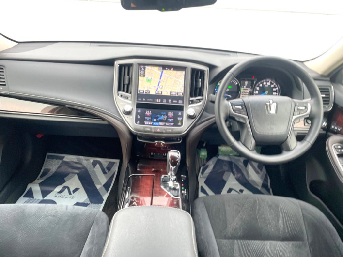 2016 Toyota Crown Hybrid DAA-AWS210 (UW-6a335fb58892b)[21]
