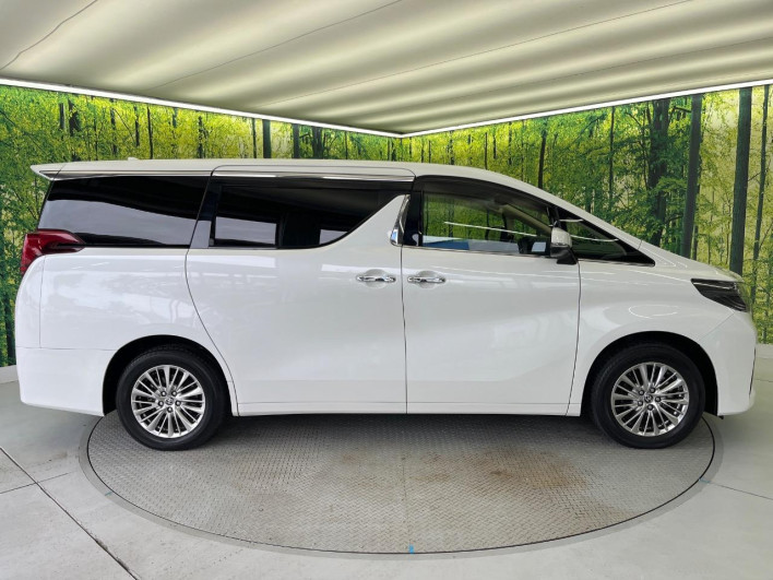 2021 Toyota Alphard Hybrid 6AA-AYH30W (UW-6a335fc1e231b)[11]