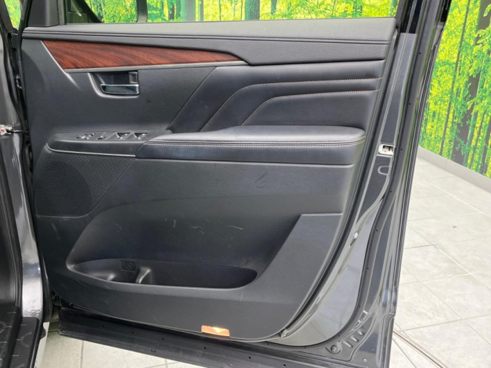 2021 Mitsubishi Delica D:5 3DA-CV1W (UW-6a335fe10a97c)[5]