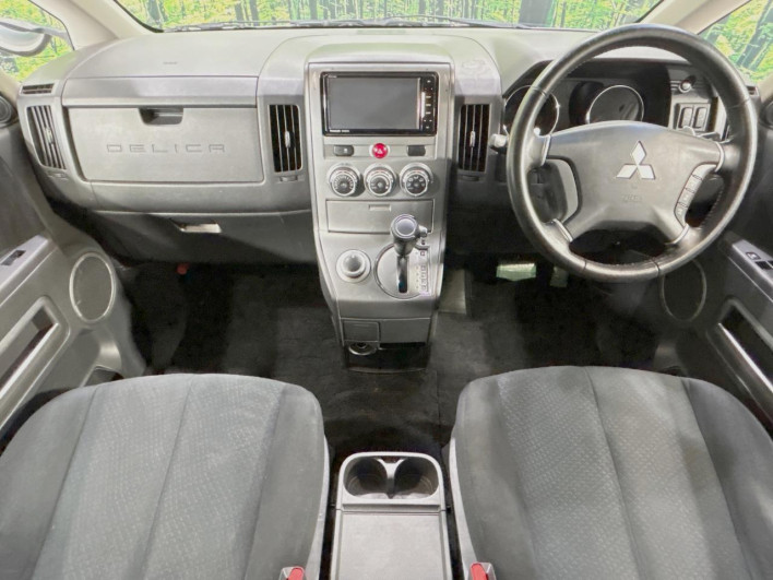 2013 Mitsubishi Delica D:5 DBA-CV5W (UW-6a335fe3d58db)[19]