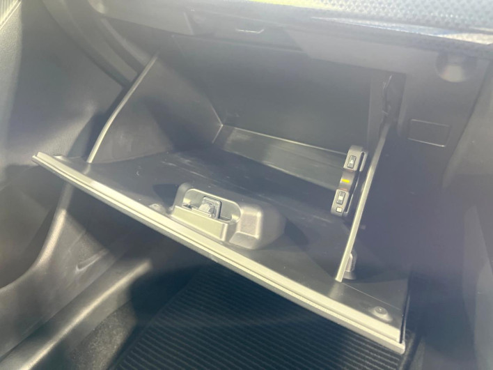 2018 Mazda Demio LDA-DJ5FS (UW-6a335fe9a27be)[23]