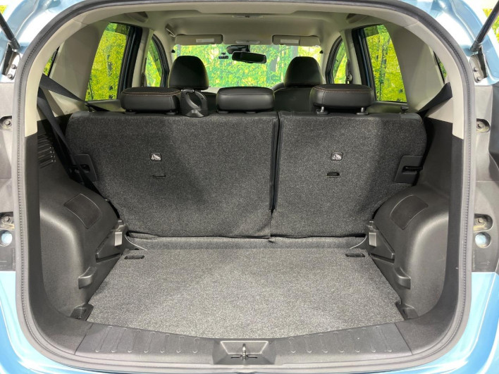 2015 Nissan Note DBA-E12 (UW-6a335fee6de54)[25]