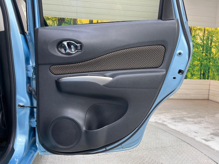 2015 Nissan Note DBA-E12 (UW-6a335fee6de54)[29]