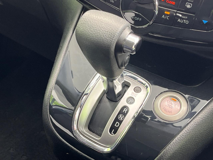 2011 Nissan Serena DBA-FC26 (UW-6a335ff2b4c4a)[19]
