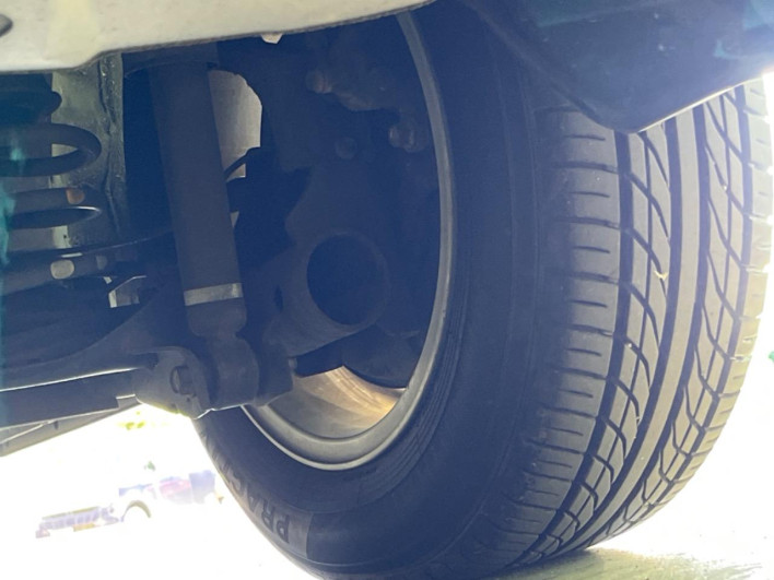 2011 Nissan Serena DBA-FC26 (UW-6a335ff2b4c4a)[29]