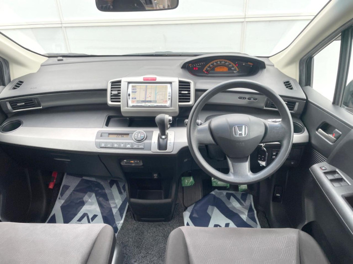 2010 Honda Freed DBA-GB3 (UW-6a335ff778d0c)[23]