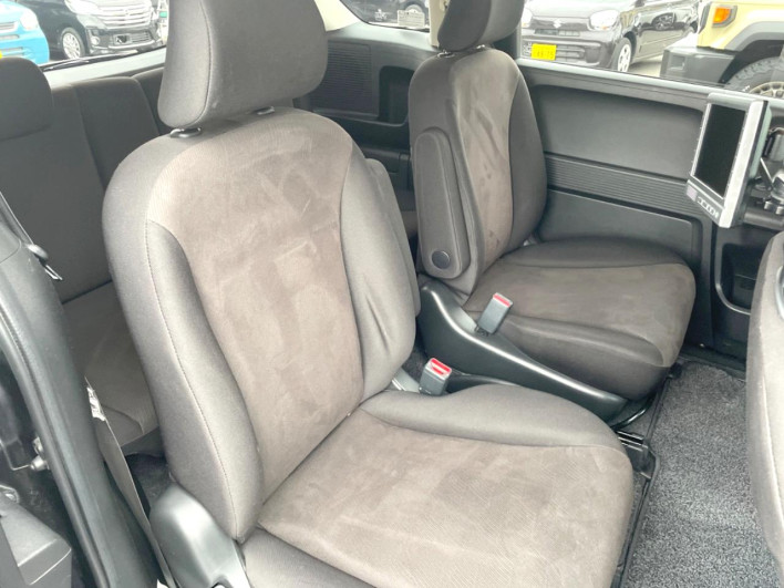 2010 Honda Freed DBA-GB3 (UW-6a335ff778d0c)[26]