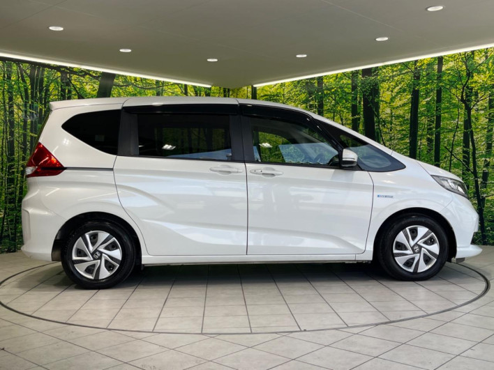 2021 Honda Freed hybrid 6AA-GB7 (UW-6a335ff95e487)[9]