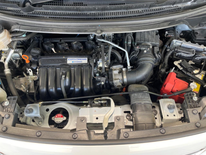 2021 Honda Freed hybrid 6AA-GB7 (UW-6a335ff95e487)[5]