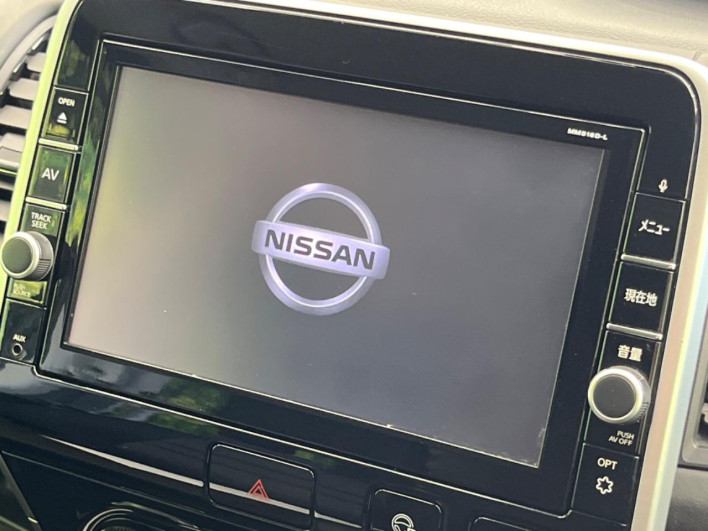 2017 Nissan Serena DAA-GFC27 (UW-6a335ffed7681)[4]