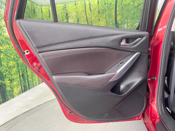 2015 Mazda Atenza Wagon LDA-GJ2FW (UW-6a336005a06d2)[28]