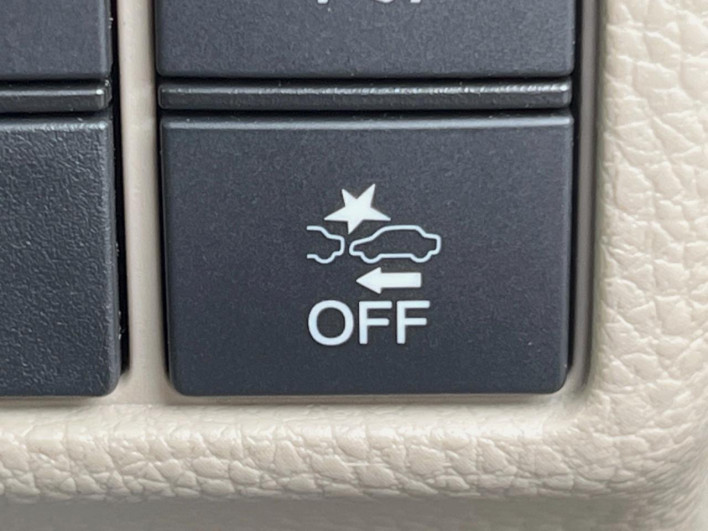2018 Honda N-BOX DBA-JF3 (UW-6a336032c71b1)[22]