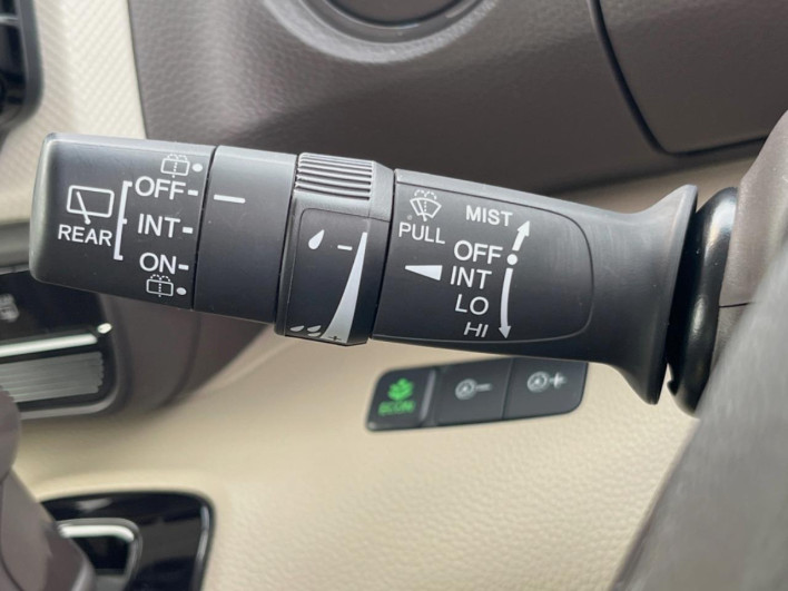 2018 Honda N-BOX DBA-JF3 (UW-6a336032c71b1)[14]