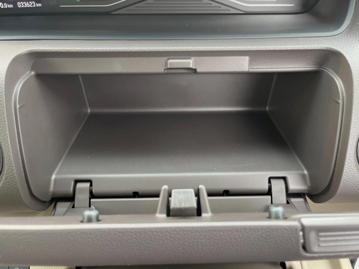 2018 Honda N-BOX DBA-JF3 (UW-6a336032c71b1)[12]