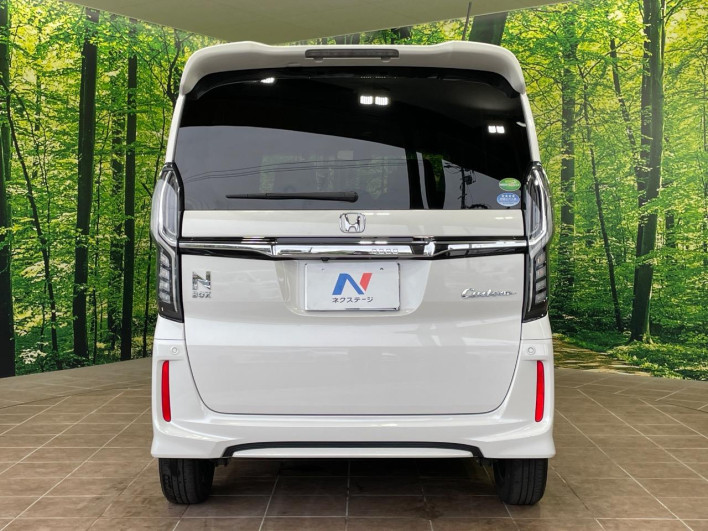 2018 Honda N-BOX CUSTOM DBA-JF3 (UW-6a336032e3c24)[19]
