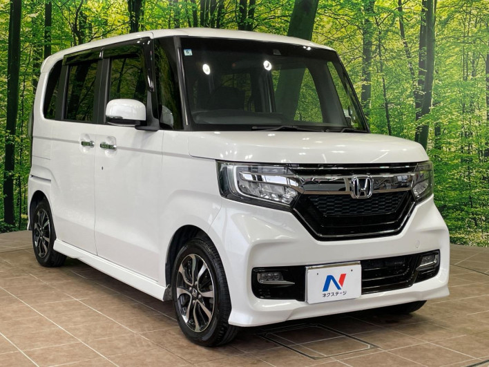 2018 Honda N-BOX CUSTOM DBA-JF3 (UW-6a336032e3c24)[22]
