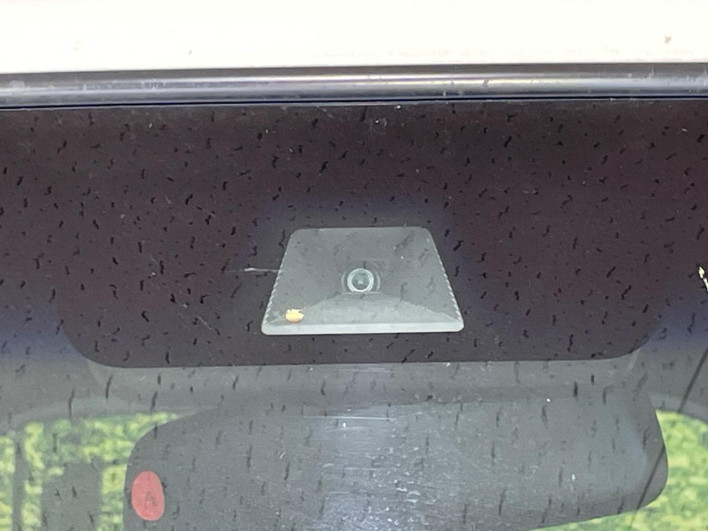 2018 Honda N-BOX CUSTOM DBA-JF3 (UW-6a336032e3c24)[14]