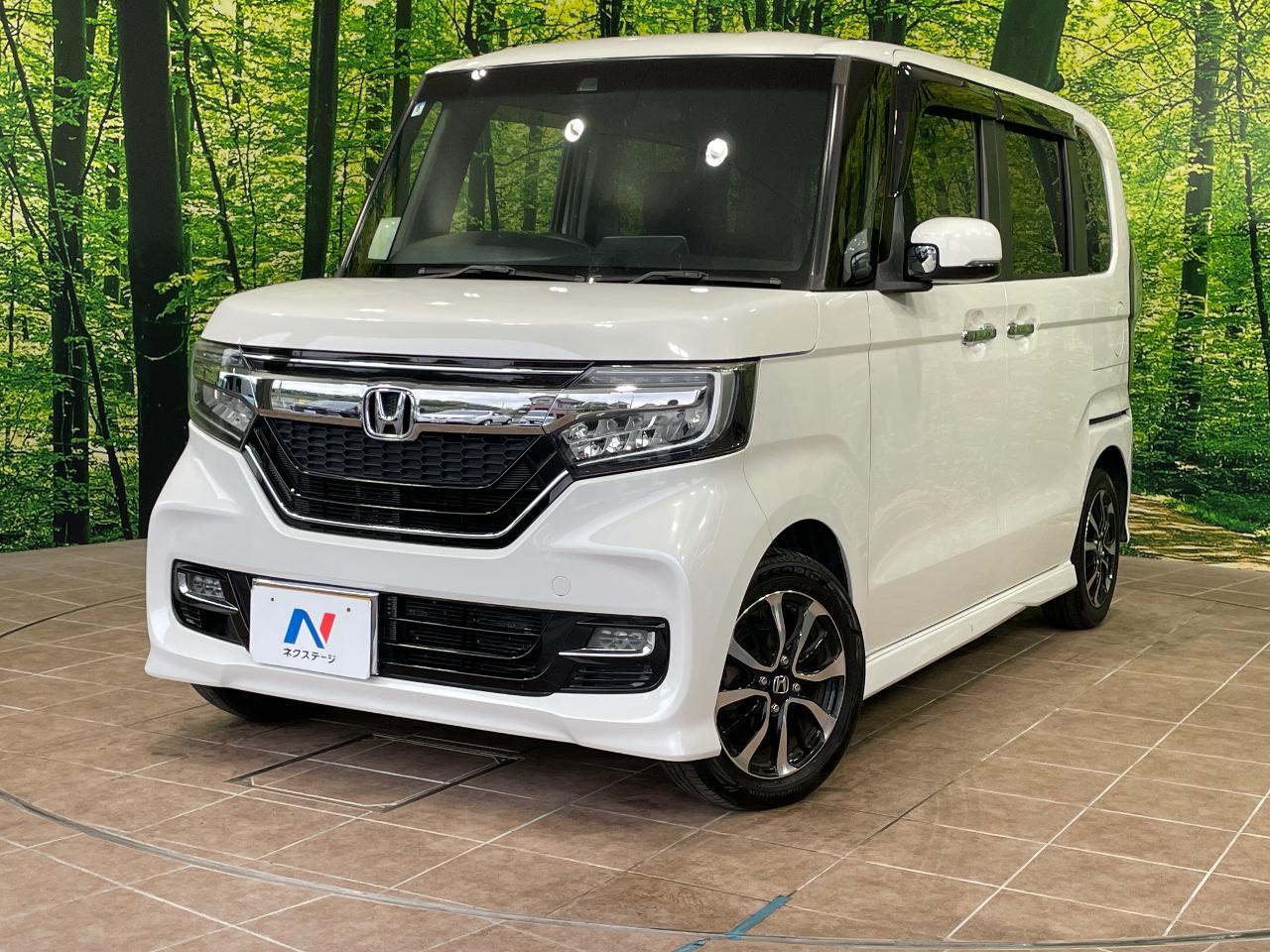 2018 Honda N-BOX CUSTOM DBA-JF3