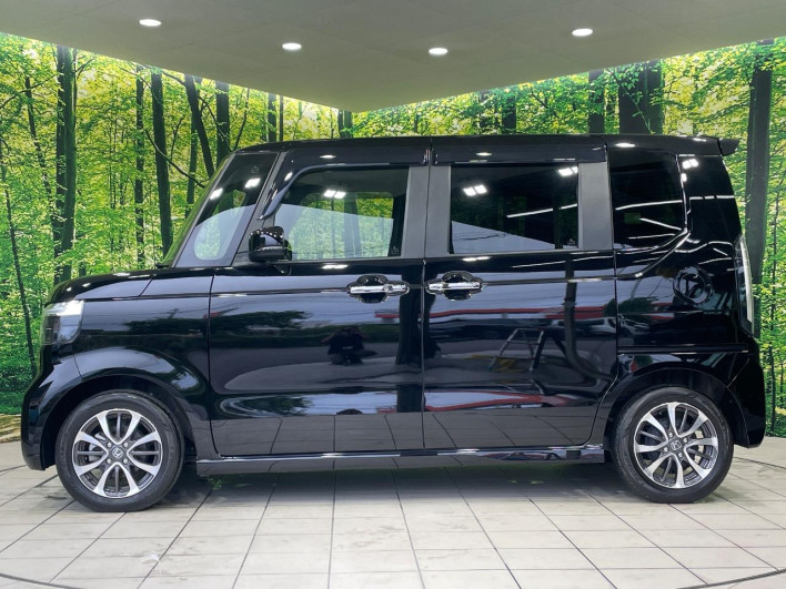 2023 Honda N-BOX CUSTOM 6BA-JF5 (UW-6a33603d241fa)[11]