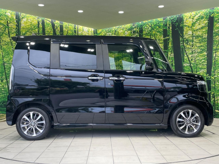 2023 Honda N-BOX CUSTOM 6BA-JF5 (UW-6a33603d241fa)[7]