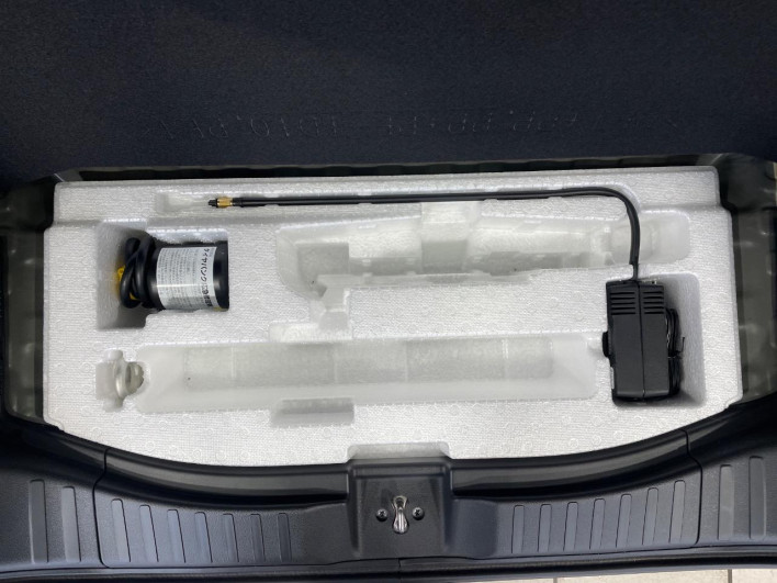 2023 Honda N-BOX CUSTOM 6BA-JF5 (UW-6a33603d241fa)[21]