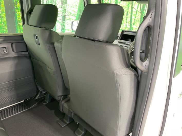 2026 Honda N-BOX CUSTOM 6BA-JF5 (UW-6a336043027ed)[19]