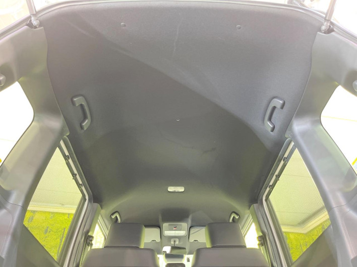 2023 Honda N-BOX CUSTOM 6BA-JF5 (UW-6a336044b3276)[26]