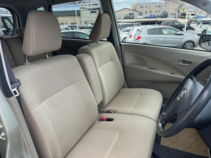 2013 Daihatsu Move DBA-LA100S (UW-6a336063a9962)[18]