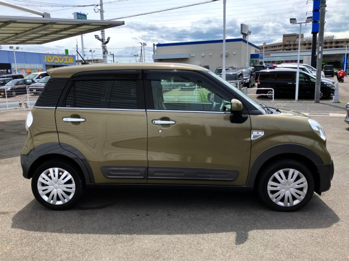 2018 Daihatsu Cast DBA-LA250S (UW-6a33606a21384)[6]