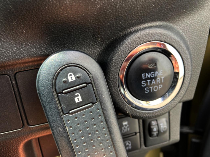 2018 Daihatsu Cast DBA-LA250S (UW-6a33606a21384)[27]