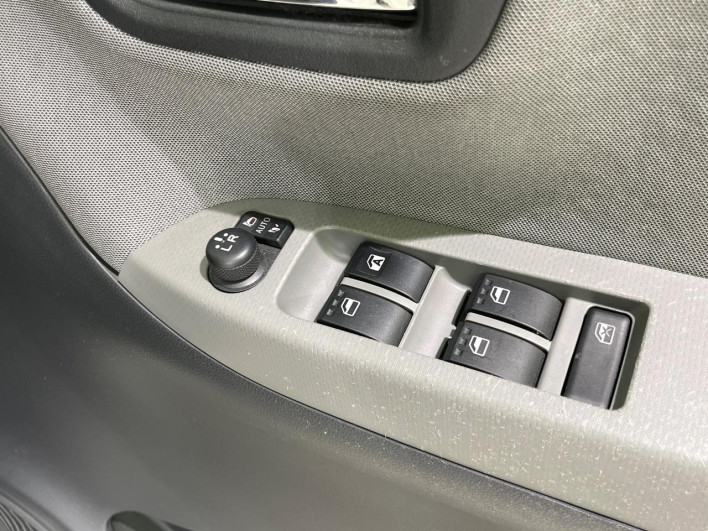 2017 Daihatsu Cast DBA-LA260S (UW-6a33606b655c5)[14]