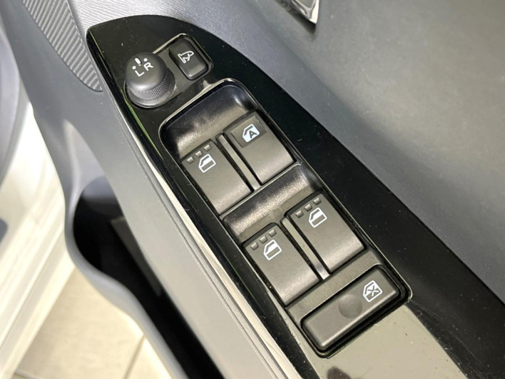 2014 Daihatsu Tanto DBA-LA600S (UW-6a336070da1e3)[29]
