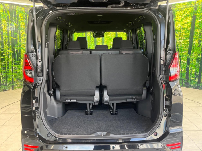 2023 Toyota Noah 6BA-MZRA90W (UW-6a3360d29e867)[21]