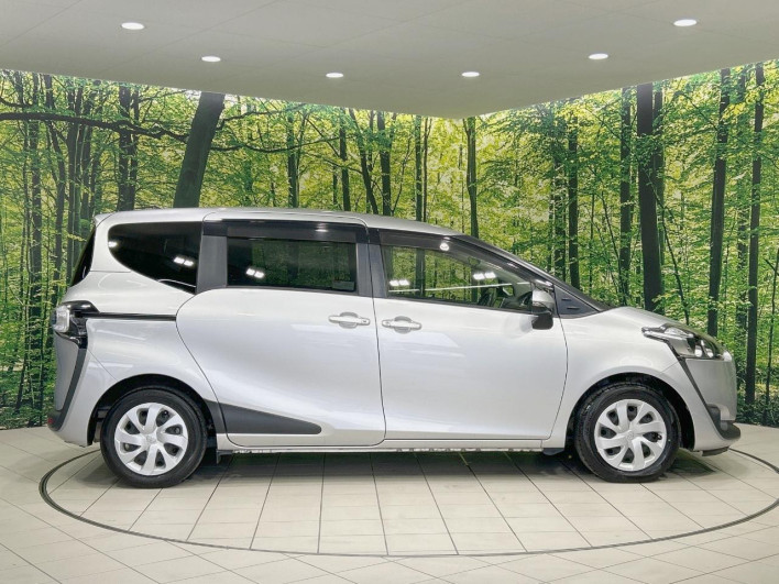 2015 Toyota Sienta DBA-NSP170G (UW-6a3360e0ce907)[17]