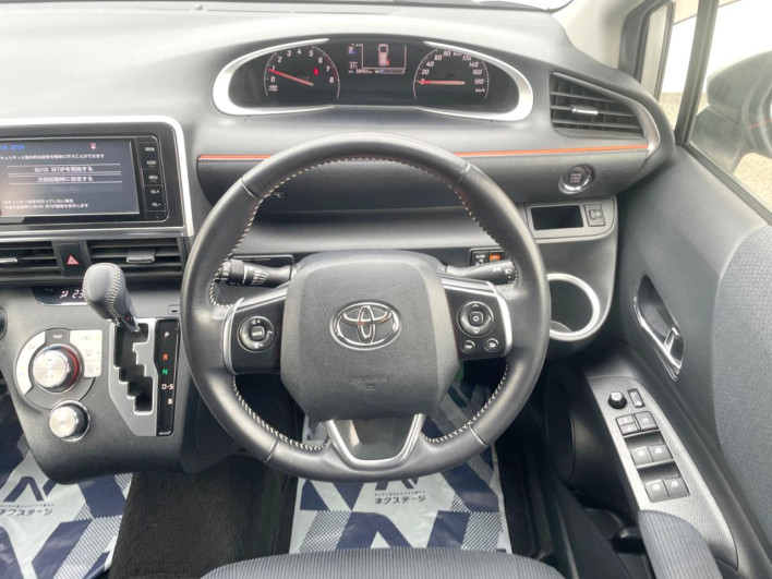2015 Toyota Sienta DBA-NSP170G (UW-6a3360e1019cb)[24]