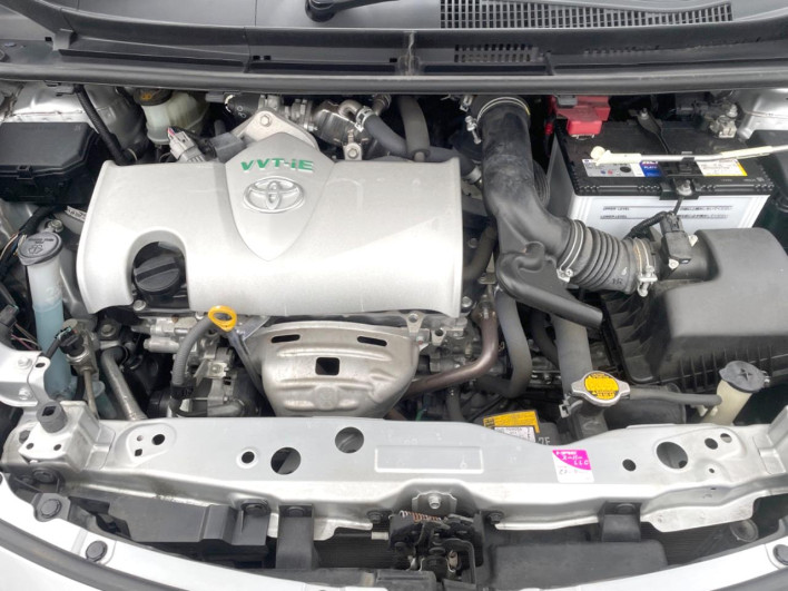 2015 Toyota Sienta DBA-NSP170G (UW-6a3360e1019cb)[4]