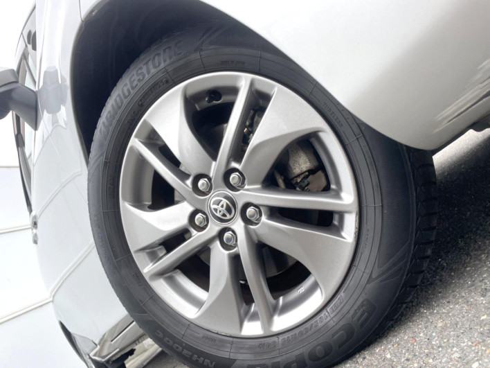 2015 Toyota Sienta DBA-NSP170G (UW-6a3360e1019cb)[7]